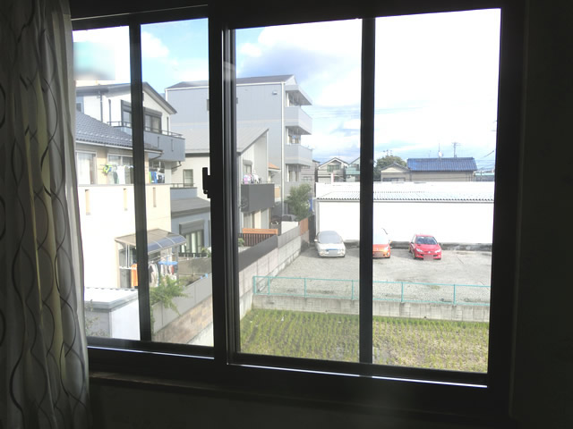 窓の防音対策　ＬＩＸＩＬ内窓インプラス　施工事例　名古屋市北区